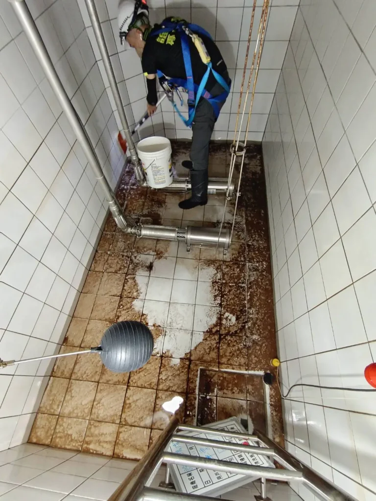 誼欣專業清潔-台北居家清潔推薦|台北裝潢細清|新北空屋清潔|大掃除-service_水塔水池清洗_3