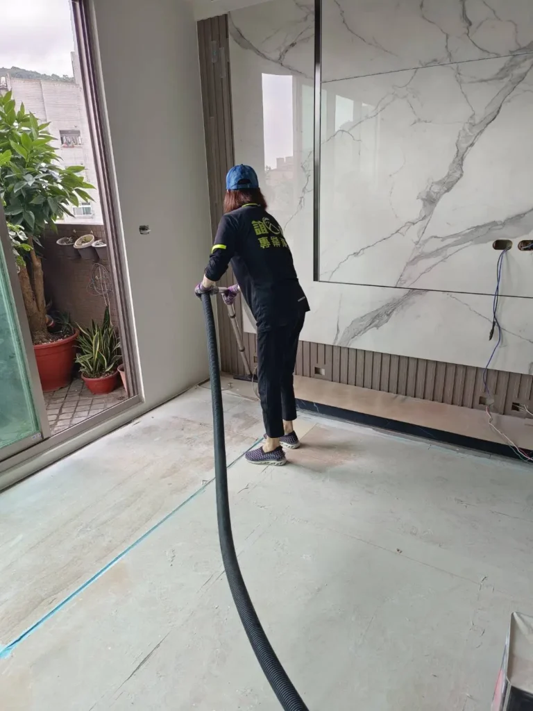 誼欣專業清潔-台北居家清潔推薦|台北裝潢細清|新北空屋清潔|大掃除-service_清潔工作照_4