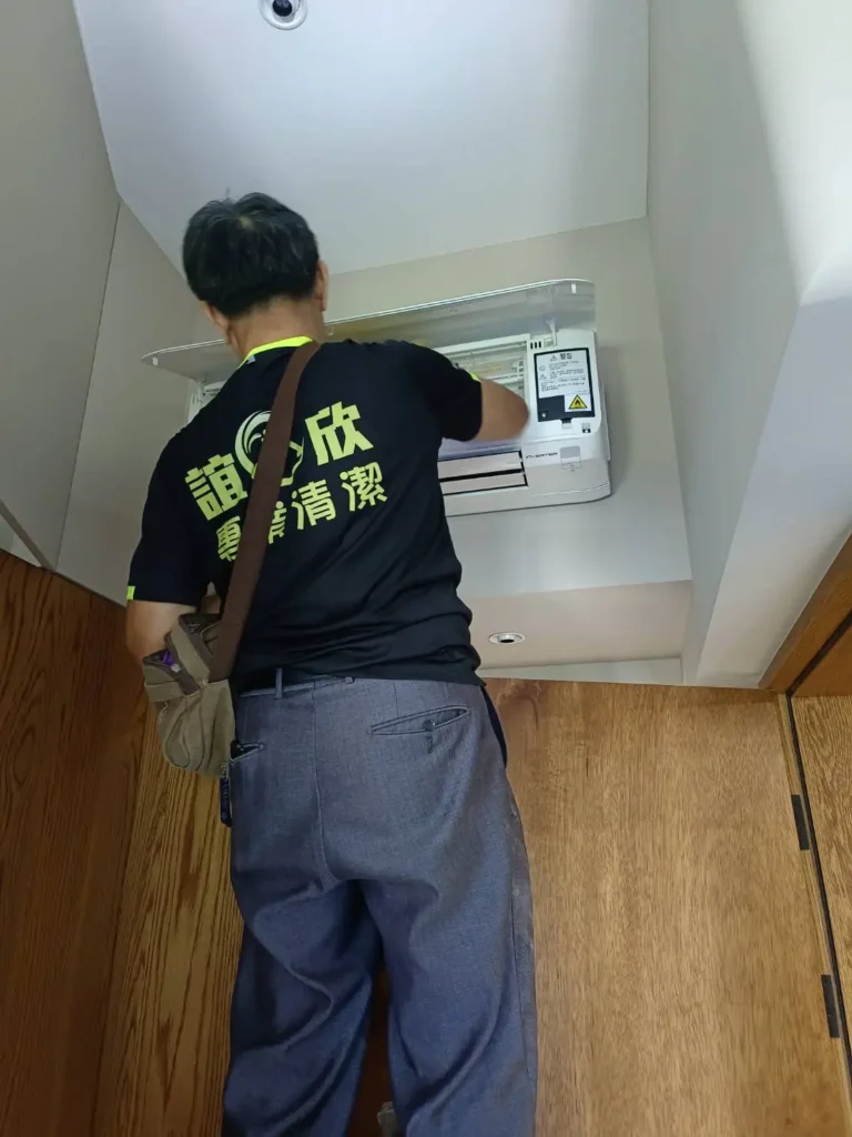 誼欣專業清潔-台北居家清潔推薦|台北裝潢細清|新北空屋清潔|大掃除-service_清潔工作照_5